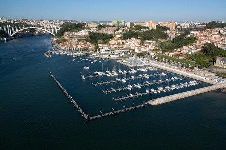 Almenara Suites Guest House Vila Nova de Gaia Exterior photo